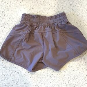 Lululemon SIZE 2 TRACKER SHORTS IN FROSTED MULBERRY